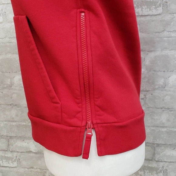 NIKE Red Fleece Lined Hoodie, Youth Size: Large $30 - Picture 3 of 8